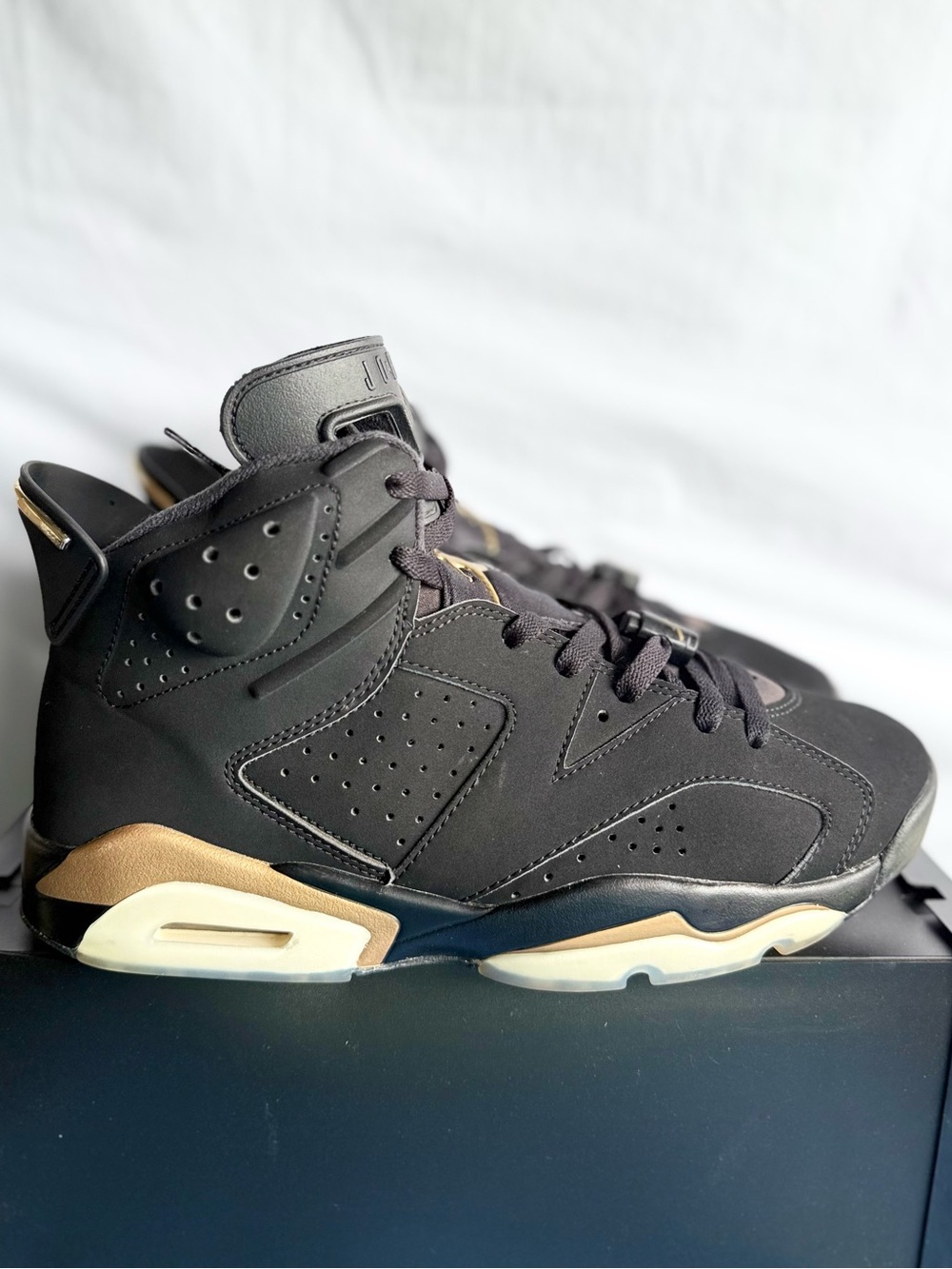 AUTHENTIC Jordan 6 Retro DMP Size 10 CT4954 007 2020 PRE-OWNED